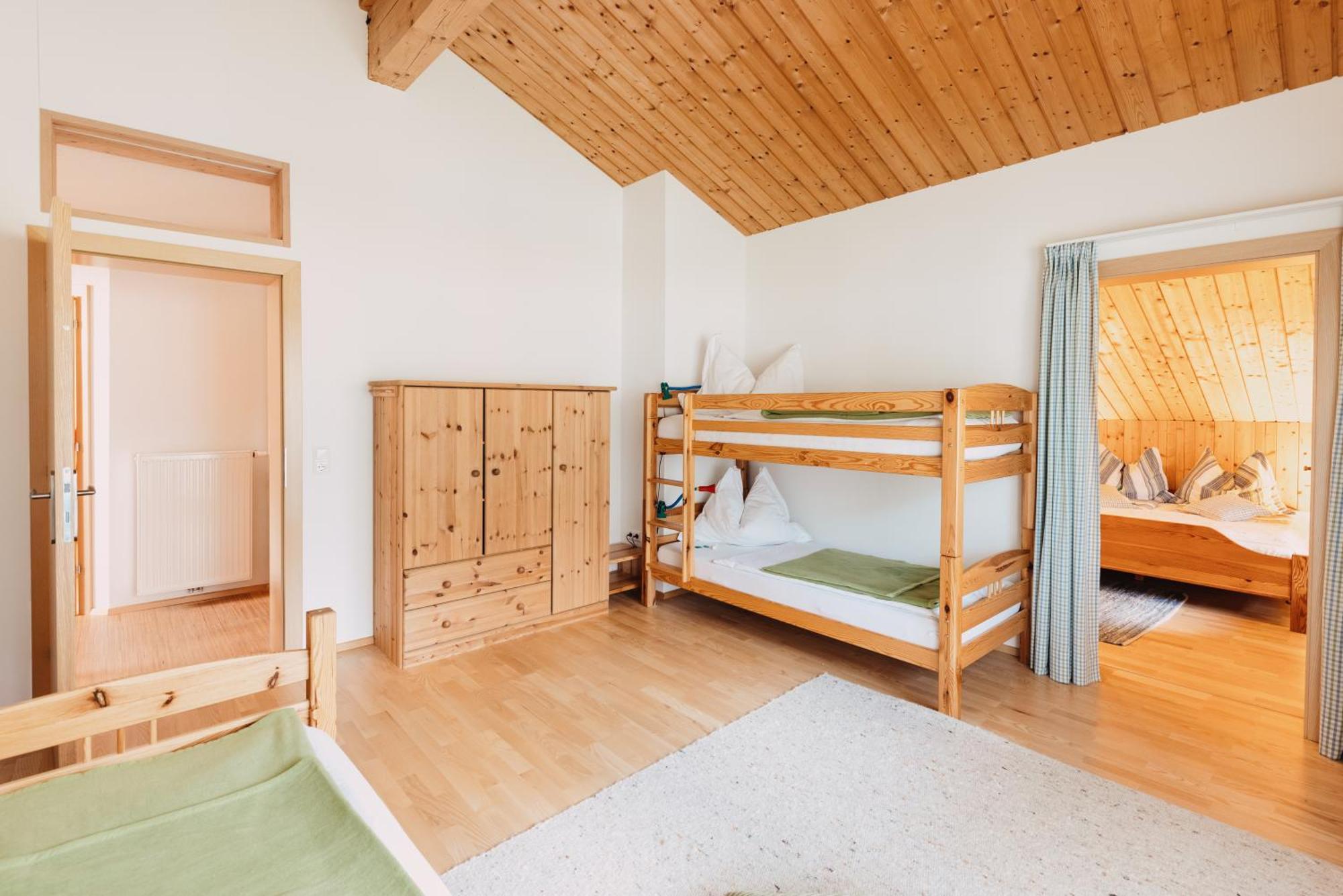 Villa Bio-Bauernhof Auernig à Obervellach Extérieur photo